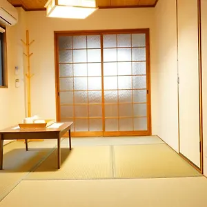 Gasthof Syoga A House, Next To Natural Park, Ōsaka